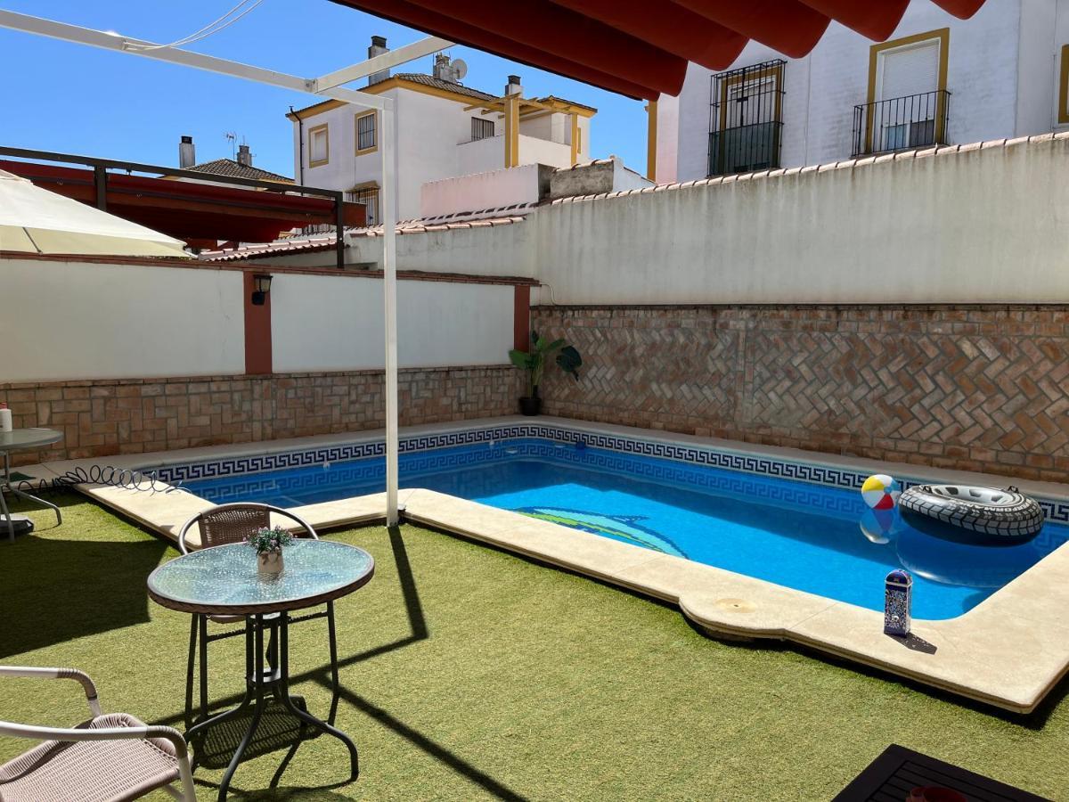 Casa Con Piscina Cerca De Sevilla Exterior foto